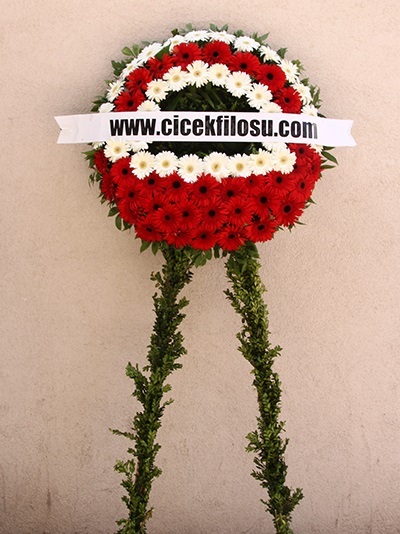 Sevgililer Günü Cenaze Çelengi