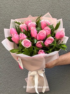 15 Pembe Gül